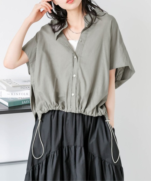 La-gemme(ラジェム)の「ドローストリングヘムシャツ(シャツ/ブラウス・レディース・ホワイト/ピンク/オリーブ/グレイッシュベージュ/ブラック・フリー)」の4枚目の写真