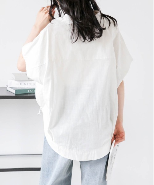 La-gemme(ラジェム)の「ドローストリングヘムシャツ(シャツ/ブラウス・レディース・ホワイト/ピンク/オリーブ/グレイッシュベージュ/ブラック・フリー)」の8枚目の写真