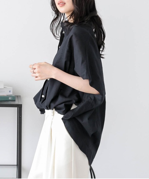 La-gemme(ラジェム)の「ドローストリングヘムシャツ(シャツ/ブラウス・レディース・ホワイト/ピンク/オリーブ/グレイッシュベージュ/ブラック・フリー)」の18枚目の写真