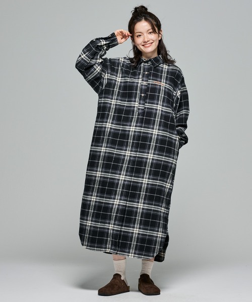 KRIFF MAYER Lady's Collection（クリフメイヤーレディースコレクション）の「【綿100％】ビエラシャツワンピース（シャツワンピース・レディース・カラフル/チャコール/その他5/ナチュラル/レッド/オリーブ・MEDIUM/LARGE）」の15枚目の写真