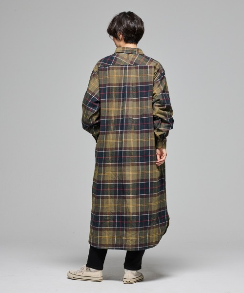 KRIFF MAYER Lady's Collection（クリフメイヤーレディースコレクション）の「【綿100％】ビエラシャツワンピース（シャツワンピース・レディース・カラフル/チャコール/その他5/ナチュラル/レッド/オリーブ・MEDIUM/LARGE）」の18枚目の写真