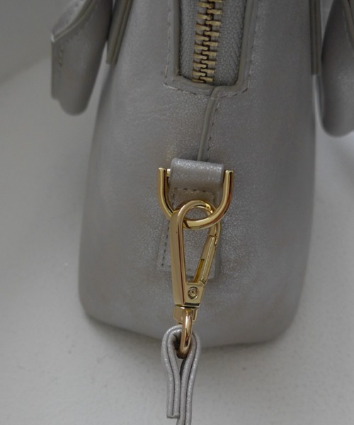 et.UNiVER(エトユニベール)の「Metallic Muse Dome Bag(ハンドバッグ・レディース・シルバー/ブラック/ゴールド・FREE)」の8枚目の写真