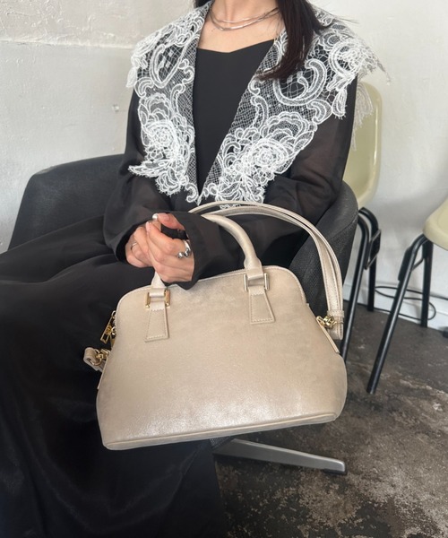 et.UNiVER(エトユニベール)の「Metallic Muse Dome Bag(ハンドバッグ・レディース・シルバー/ブラック/ゴールド・FREE)」の17枚目の写真