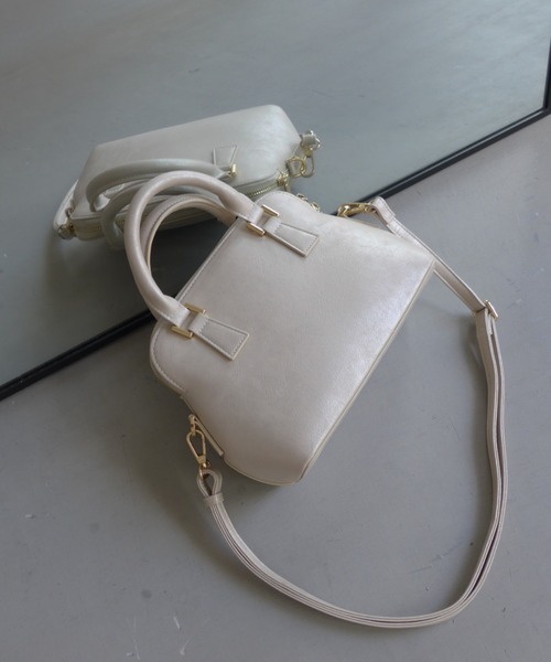 et.UNiVER(エトユニベール)の「Metallic Muse Dome Bag(ハンドバッグ・レディース・シルバー/ブラック/ゴールド・FREE)」の14枚目の写真