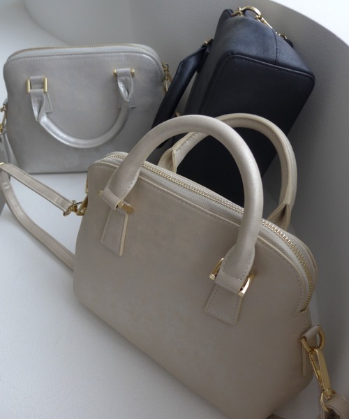 et.UNiVER(エトユニベール)の「Metallic Muse Dome Bag(ハンドバッグ・レディース・シルバー/ブラック/ゴールド・FREE)」の18枚目の写真