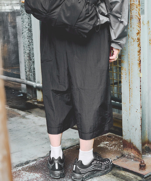 WISM(ウィズム)の「Dan Gee / ダン ジー SHORTS(その他パンツ・メンズ・ブラック・FREE)」の22枚目の写真