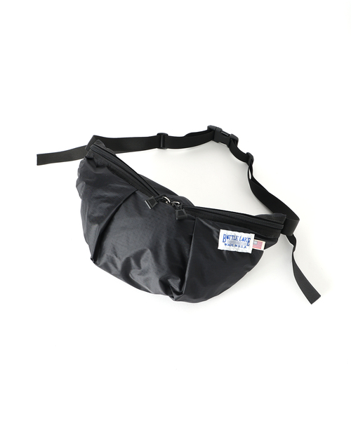 【新品】完売品アメリカ製BATTLE LAKEボディバッグ黒ブラック 美品】BATTLE LAKE ウエストバッグ ボディバッグ USA製 - メルカリ