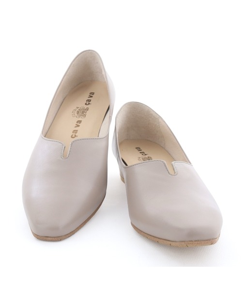 cava cava（サヴァサヴァ）の「Ｖカットパンプス　3720559（パンプス・レディース・ブラック/ワイン/グレイッシュベージュ/プラチナム・22.5cm/23cm/23.5cm/24cm/24.5cm）」の17枚目の写真