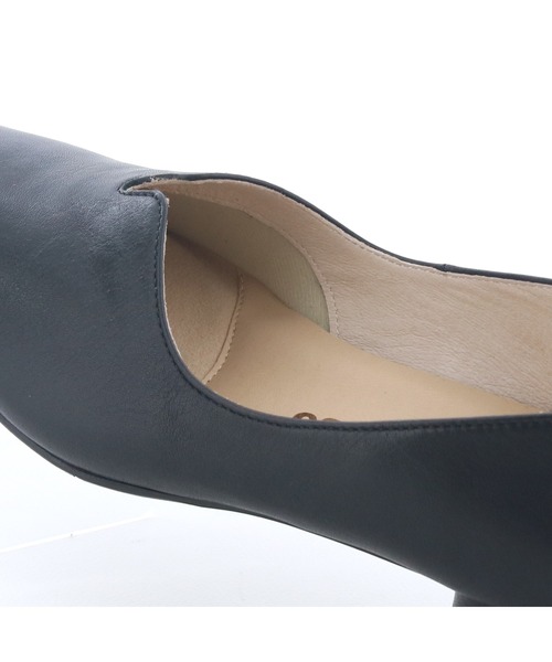 cava cava（サヴァサヴァ）の「Ｖカットパンプス　3720559（パンプス・レディース・ブラック/ワイン/グレイッシュベージュ/プラチナム・22.5cm/23cm/23.5cm/24cm/24.5cm）」の22枚目の写真