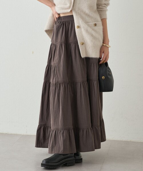 LOUNGEDRESS（ラウンジドレス）の「ギャザーティアードスカート（スカート・レディース・オフホワイト/ブラウン・FREE）」の18枚目の写真