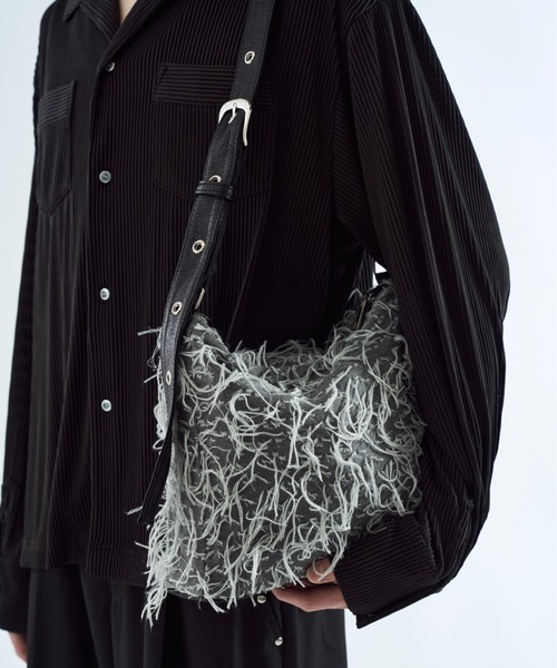 seyto（セイト）の「By-color fringe multi way bag / バイカラーフリンジマルチウェイバック（ショルダーバッグ・メンズ・ブラウン/グレー・FREE）」の5枚目の写真