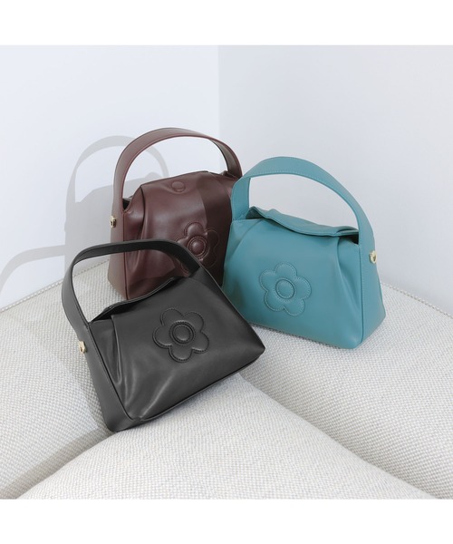 マリークワント　PCショルダー2WAYバック MARY QUANT Bag Book・MARY QUANT EPISODE・CUSTOMIZED TOUR