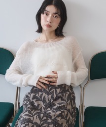 アルパカ混 ロゴ刺しゅうシアーニット