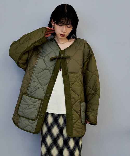 FREAK'S STORE（フリークスストア）の「パッチワーク キルトジャケット（ミリタリージャケット・レディース・ブラック/オフホワイト/オリーブ・ﾌﾘ-）」の15枚目の写真