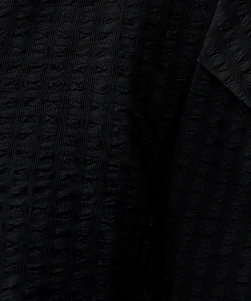 UNTITLED（アンタイトル）の「【吸水速乾/ストレッチ/Vネック】フォルムスリーブ ブラウス（シャツ/ブラウス・レディース・オフホワイト/ブルー/ブラック・48/44/50/00/02/04）」の19枚目の写真