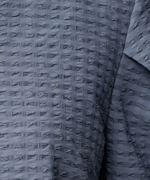 UNTITLED（アンタイトル）の「【吸水速乾/ストレッチ/Vネック】フォルムスリーブ ブラウス（シャツ/ブラウス・レディース・オフホワイト/ブルー/ブラック・48/44/50/00/02/04）」の11枚目の写真