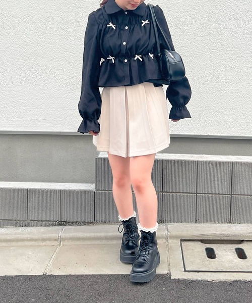 frunco(フランコ)の「リボン付きシャーリングブラウス(シャツ/ブラウス・レディース・ブラック/ホワイト・MEDIUM)」の21枚目の写真