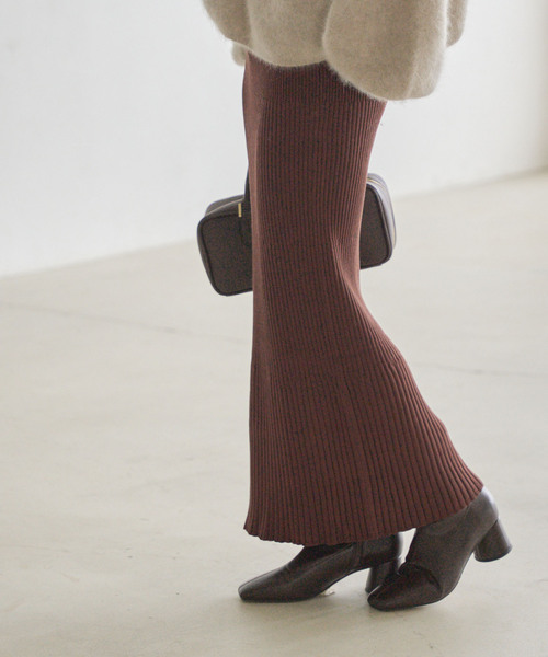 Noble（ノーブル）の「《追加/WEB限定カラー》リブニットタイトスカート（スカート・レディース・ライトグレー/ブラック/ベージュ/ブラウン/グレー/ホワイト系その他・FREE）」の5枚目の写真