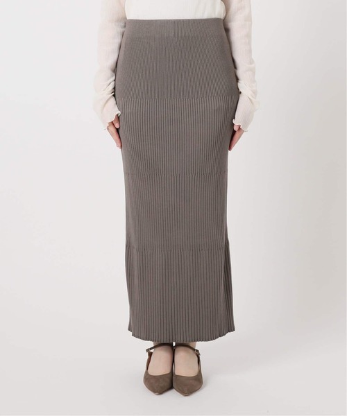 Noble（ノーブル）の「《追加/WEB限定カラー》リブニットタイトスカート（スカート・レディース・ライトグレー/ブラック/ベージュ/ブラウン/グレー/ホワイト系その他・FREE）」の16枚目の写真