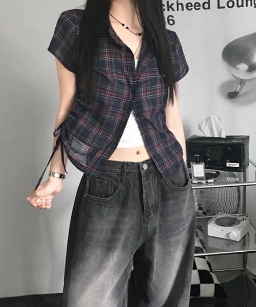 FUNdaysion(ファンデイション)の「チェックショート丈半袖シャツ(シャツ/ブラウス・レディース・ネイビー・M)」の4枚目の写真