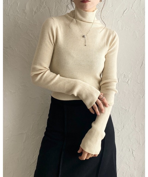 She's Closet（シーズクローゼット）の「長袖タイトハイネックリブニットトップス（ニット/セーター・レディース・レッド/ブラウン/アイボリー/ブラック/グレー/セージグリーン・FREE）」の9枚目の写真