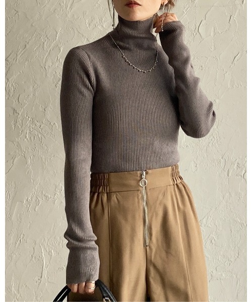 She's Closet（シーズクローゼット）の「長袖タイトハイネックリブニットトップス（ニット/セーター・レディース・レッド/ブラウン/アイボリー/ブラック/グレー/セージグリーン・FREE）」の11枚目の写真