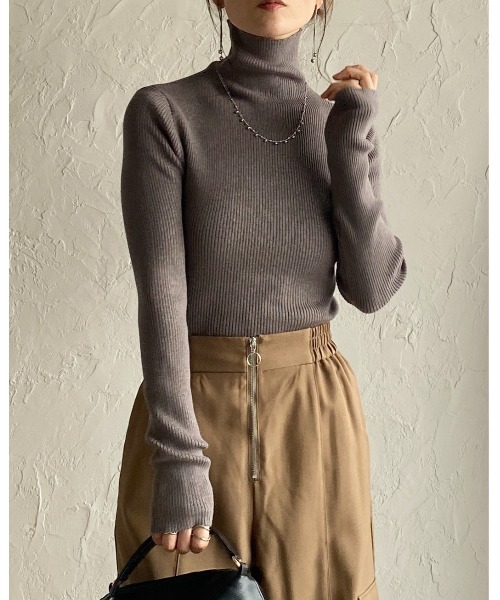 She's Closet（シーズクローゼット）の「長袖タイトハイネックリブニットトップス（ニット/セーター・レディース・レッド/ブラウン/アイボリー/ブラック/グレー/セージグリーン・FREE）」の22枚目の写真