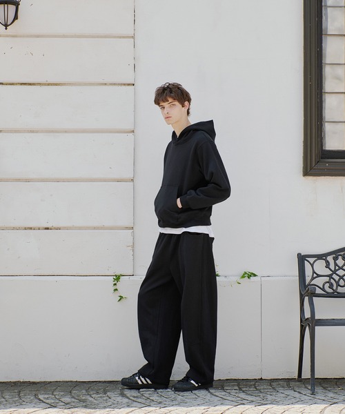 Regen Glanz（レーゲングランツ）の「curve design tuck sweatpants/カーブデザインタックスウェットパンツ（スウェットパンツ・メンズ・ブラック/グレー・MEDIUM/SMALL/LARGE）」の3枚目の写真
