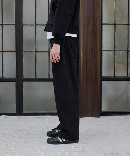 Regen Glanz（レーゲングランツ）の「curve design tuck sweatpants/カーブデザインタックスウェットパンツ（スウェットパンツ・メンズ・ブラック/グレー・MEDIUM/SMALL/LARGE）」の17枚目の写真