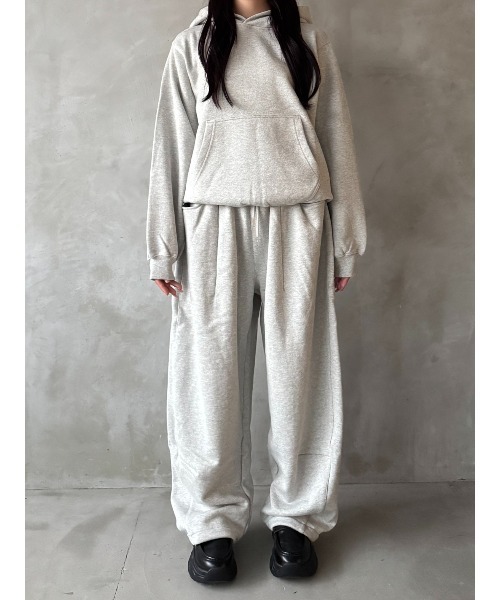 Regen Glanz（レーゲングランツ）の「curve design tuck sweatpants/カーブデザインタックスウェットパンツ（スウェットパンツ・メンズ・ブラック/グレー・MEDIUM/SMALL/LARGE）」の11枚目の写真