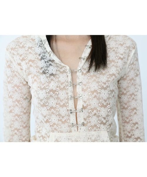 Heart Tattoo(ハートタトゥー)の「lace chain hoodie / レースチェーンフーディ(パーカー・レディース・ホワイト/ブラック・FREE)」の21枚目の写真