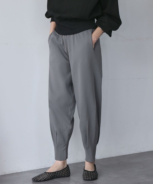 ELFRANK(エルフランク)の「ニット ジョガーパンツ(その他パンツ・レディース・グレー/オフホワイト/ブラック・L/M)」の3枚目の写真