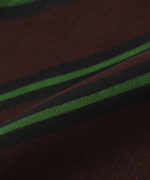 EDIFICE（エディフィス）の「BLECK(ブレック) regimental スカーフ（バンダナ/スカーフ・メンズ・チャコールグレー/ボルドー/グリーン・FREE）」の7枚目の写真