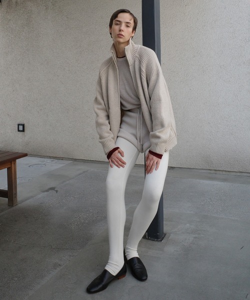 CLANE(クラネ)の「POCKET ZIP KNIT TOPS(その他アウター・レディース・グレー/ベージュ/ネイビー・1/2)」の8枚目の写真