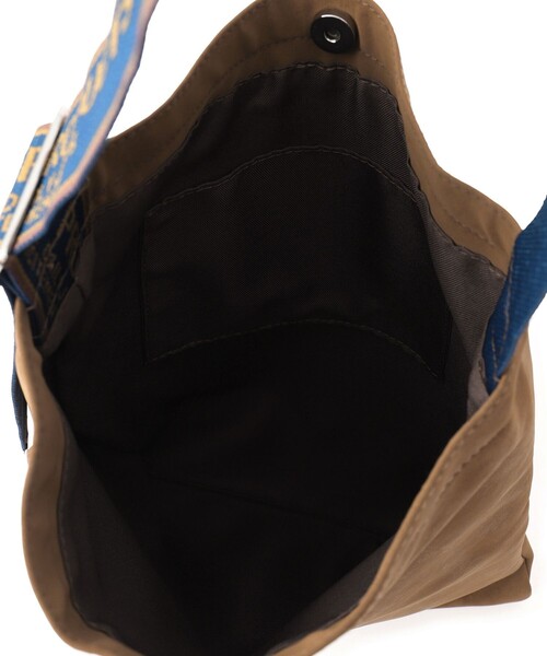 OUTDOOR PRODUCTS(アウトドアプロダクツ)の「【OUTDOOR PRODUCTS/アウトドアプロダクツ】Jacquard Tapelogo Tote/テープロゴ縦型トート(トートバッグ・メンズ・ダークブラウン/ブラック・FREE)」の21枚目の写真