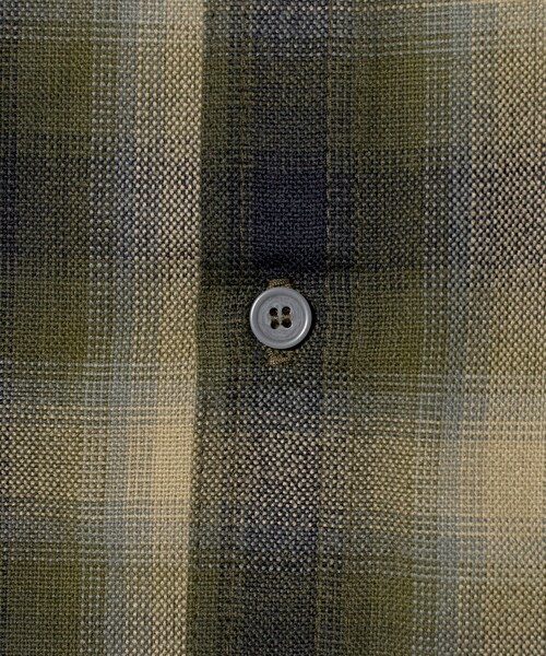 Cal Top（キャルトップ）の「＜CalTop＞オンブレ チェック シャツ（シャツ/ブラウス・メンズ・オリーブ/ネイビー/ダークブラウン・M/S）」の5枚目の写真