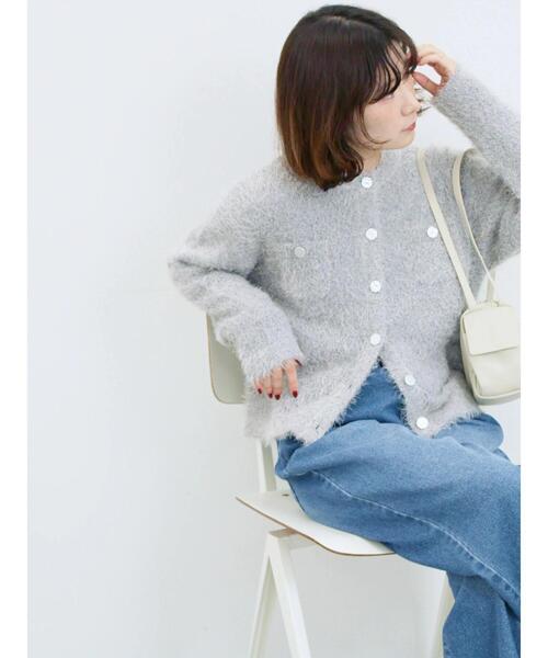 Samansa Mos2 blue(サマンサモスモスブルー)の「フェザーニットカーディガン(カーディガン/ボレロ・レディース・チャコールグレー/モカ/シルバーグレー・F)」の3枚目の写真