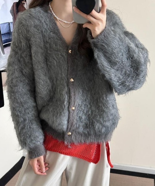 semplice(センプリチェ)の「ふわふわモヘア風ボタンカーディガン(カーディガン/ボレロ・レディース・ブルー/グレー/ホワイト/イエロー・F)」の3枚目の写真