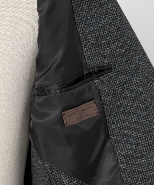 UNITED ARROWS（ユナイテッドアローズ）の「ハウンドトゥース ジャージ シングル2ボタン テーラードジャケット COMFORT EASY‐MODEL（テーラードジャケット・メンズ・ダークグレー・46/50/48/44/52）」の2枚目の写真
