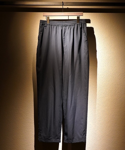 TROVE（トローヴ）の「MODERN WOOL PLAY PANTS（その他パンツ・メンズ・ブラック/ブルーグレー・3）」の4枚目の写真