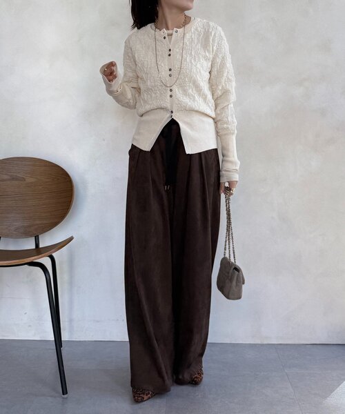 DouDou（ドゥドゥ）の「【WEB限定】フクレジャガードクルーネックカーディガン（カーディガン/ボレロ・レディース・アイボリー/ブルー/ブラウン・FREE）」の7枚目の写真