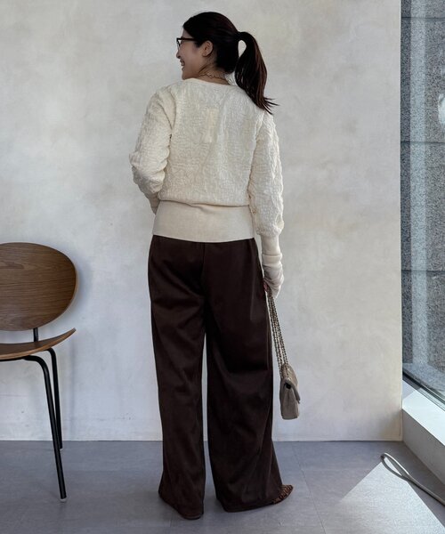 DouDou（ドゥドゥ）の「【WEB限定】フクレジャガードクルーネックカーディガン（カーディガン/ボレロ・レディース・アイボリー/ブルー/ブラウン・FREE）」の8枚目の写真