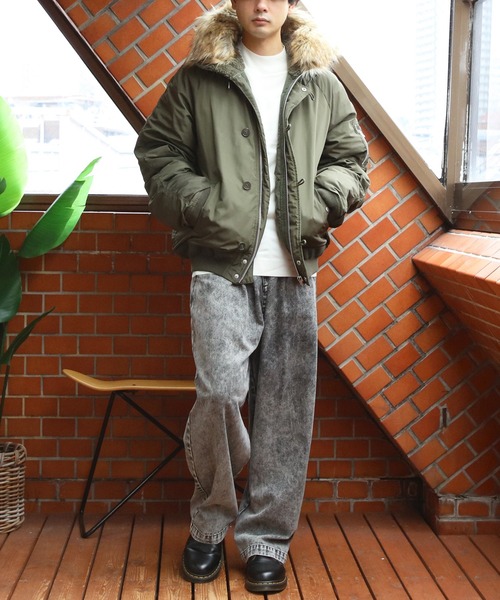 ８(eight)（エイト）の「N-2Bジャケット（ダウンジャケット/コート・メンズ・ブラック/ワイン/カーキ・MEDIUM/LARGE）」の6枚目の写真