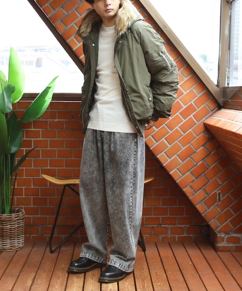 ８(eight)（エイト）の「N-2Bジャケット（ダウンジャケット/コート・メンズ・ブラック/ワイン/カーキ・MEDIUM/LARGE）」の7枚目の写真