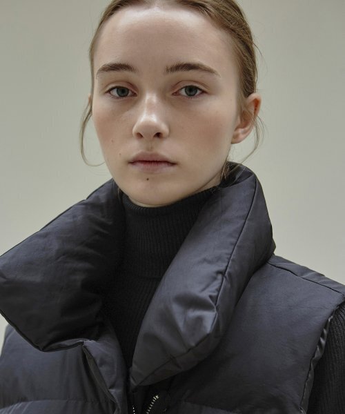 NICK&NICOLE(ニックアンドニコール)の「PUFFER PADDING VEST_BLACK(ベスト・レディース・その他・FREE)」の2枚目の写真