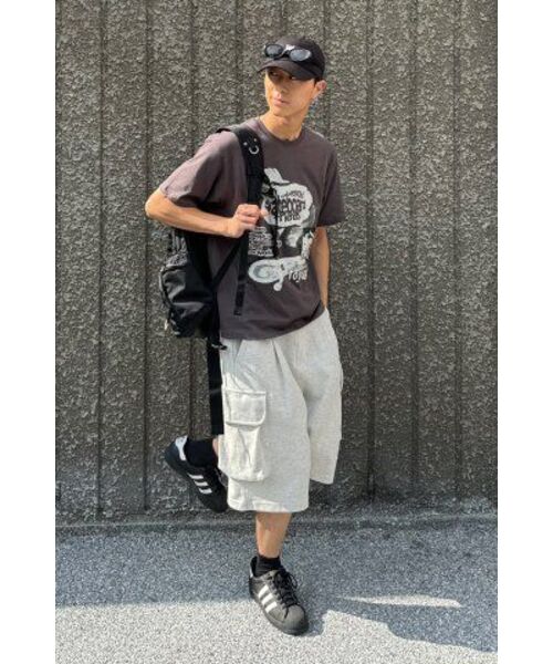 ESCAPEFROM(エスケープフロム)の「スケートボーダーフレンズプリントオーバーサイズ半袖Tシャツチャコール(Tシャツ/カットソー・レディース・その他・LARGE/SMALL/MEDIUM)」の7枚目の写真