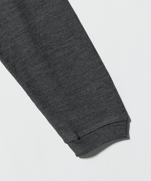 koti BEAUTY&YOUTH（コティ ビューティアンドユース）の「＜koti BEAUTY&YOUTH＞メリノウール ポリエステル クルーネック サーマル カットソー（Tシャツ/カットソー・メンズ・ブラック/ダークグレー・M/S/L）」の7枚目の写真