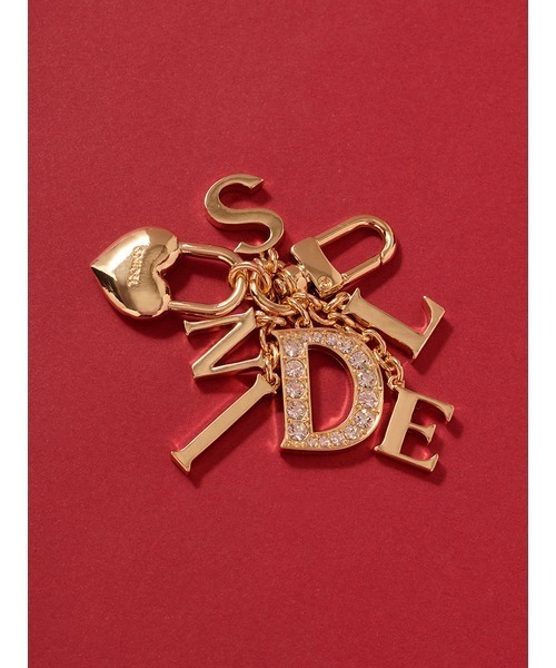 SNIDEL（スナイデル）の「メタルロゴチャーム（キーケース/キーアクセサリー・レディース・ゴールド/マルチ・F）」の2枚目の写真