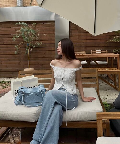 ROSEFRANTZ（ロゼフランツ）の「Lace Off Shoulder Sleeveless [White]（シャツ/ブラウス・レディース・ホワイト・SMALL/MEDIUM）」の8枚目の写真