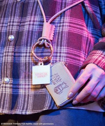 Green　Parks（グリーンパークス）の「■STRANGER THINGS×MINNETONKA モバイルストラップ（スマホグッズ・レディース）」